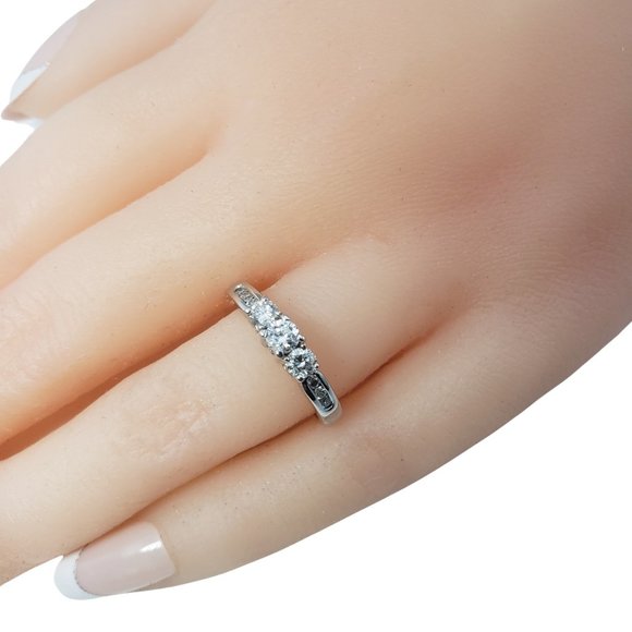 Vintage 14 Karat White Gold and Diamond Past Present Future Ring Size 5.5 #11773 - Picture 10 of 10